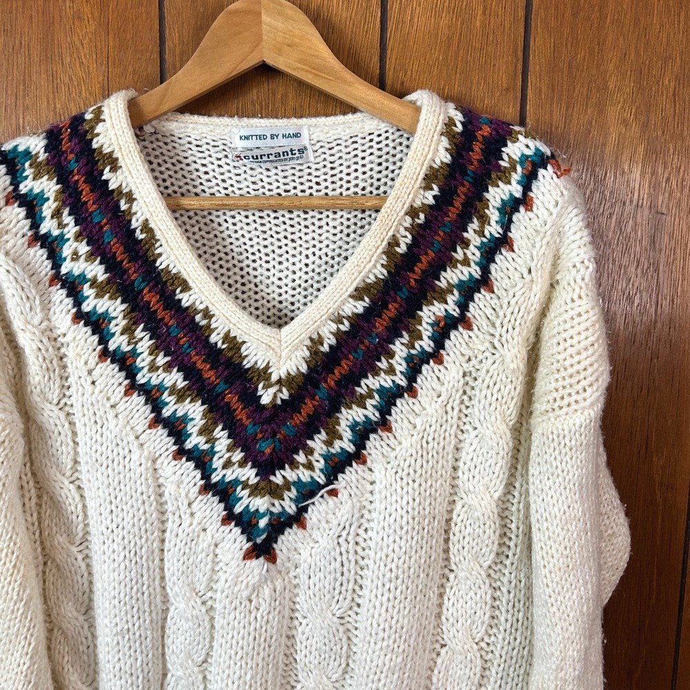 Vintage Currants Hand Knit Cream Cable Knit Fair Isle V Neck Sweater Cottage‎